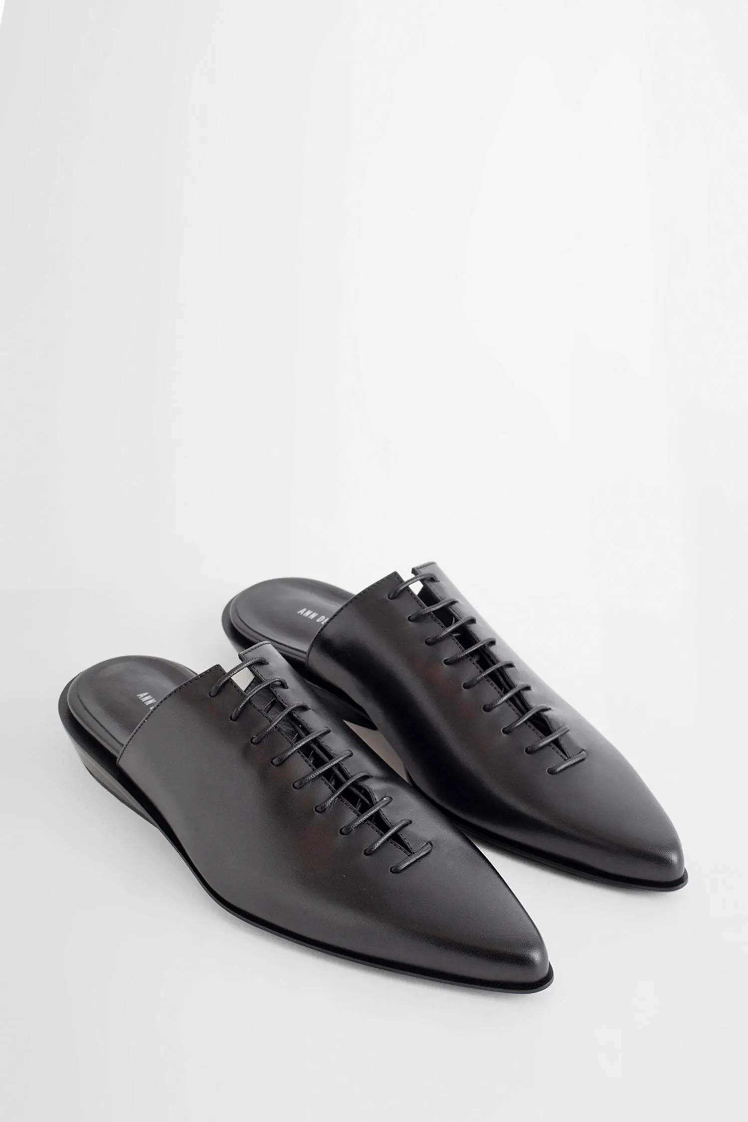 ann demeulemeester  river laces mules 