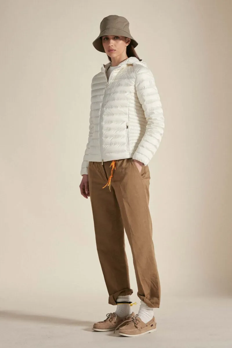CARRIE – Piumino bianco con cappuccio
