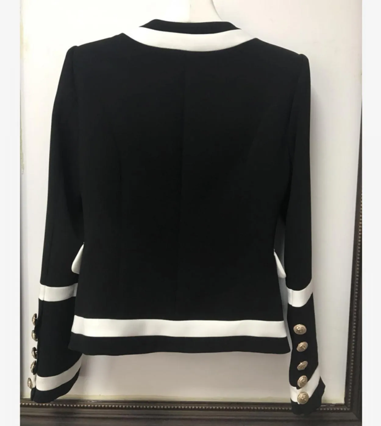 Giacca blazer da donna di nuova moda di alta qualità Giacca da donna classica nera color block con bottoni in metallo