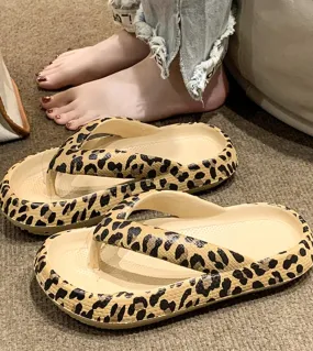 Infradito Eva leopardati alla moda per donna estate 2023 nuove pantofole con plateau e clip da donna scivolo da spiaggia antisci