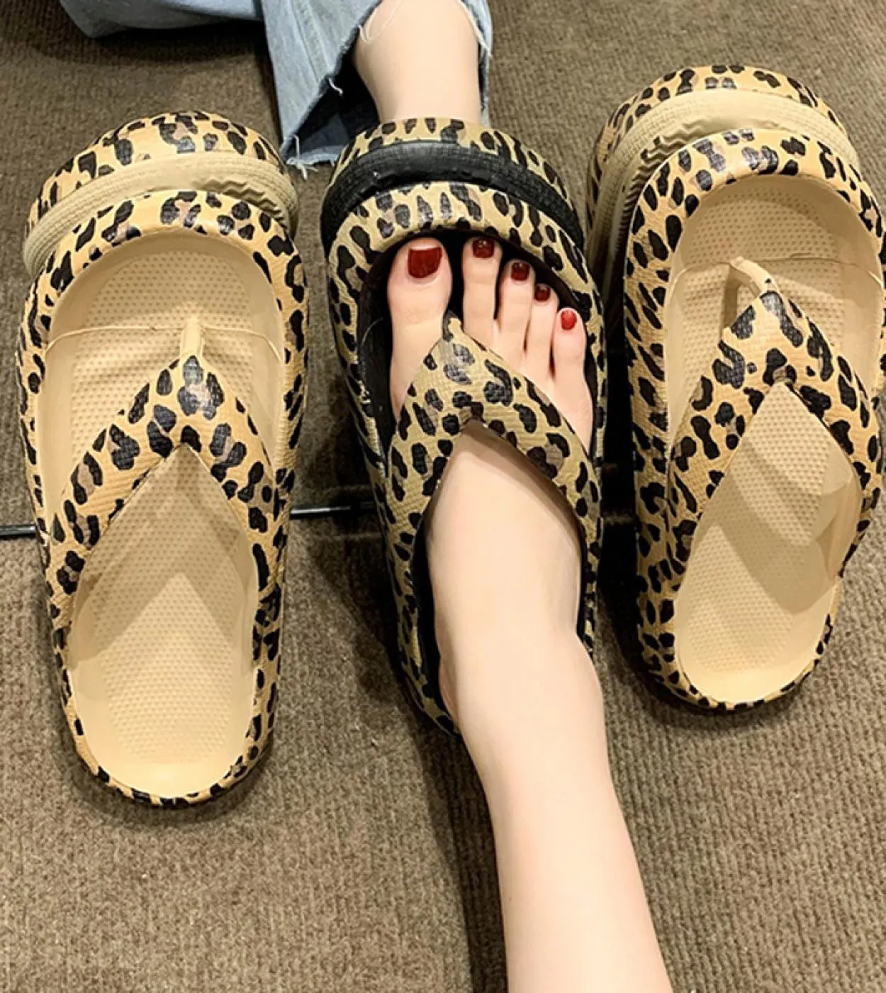 Infradito Eva leopardati alla moda per donna estate 2023 nuove pantofole con plateau e clip da donna scivolo da spiaggia antisci