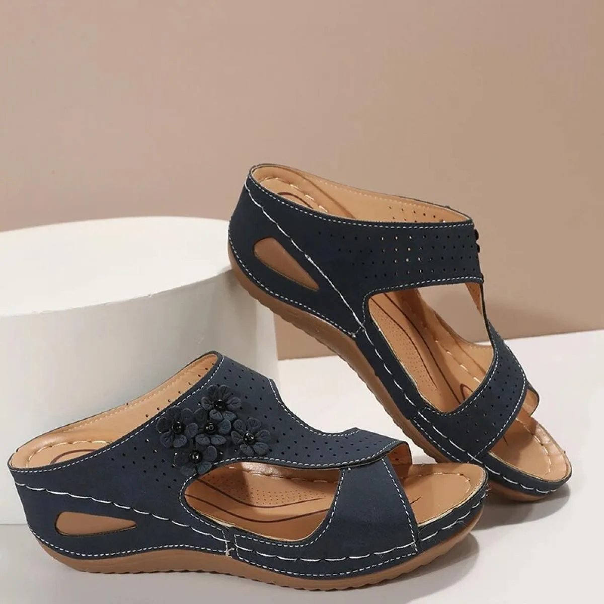 Sandali Donna Sandali con tacco retrò per il 2024 Scarpe estive Donna Slip On Sandali con zeppa Mujer Pantofole con tacco morbid