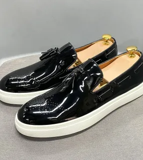 Scarpe casual da uomo Slipon in pelle verniciata liscia di alta qualità Scarpe da ginnastica piatte traspiranti nere di lusso F