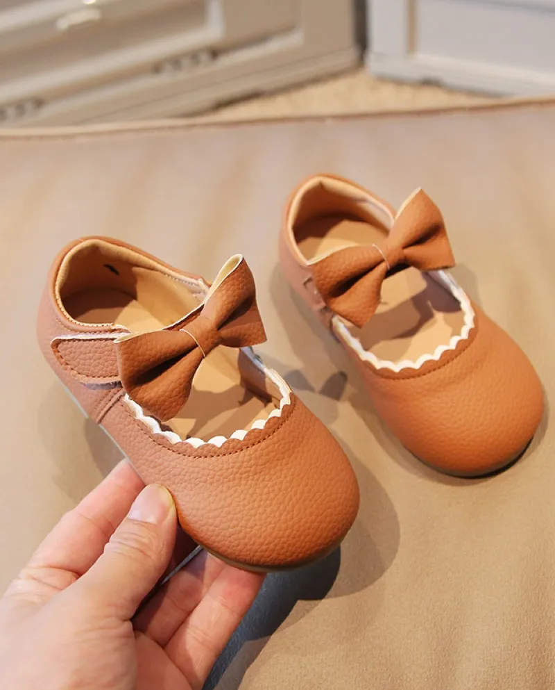 Scarpe casual in pelle per ragazze in velcro per bambini con suola morbida e suola tonda