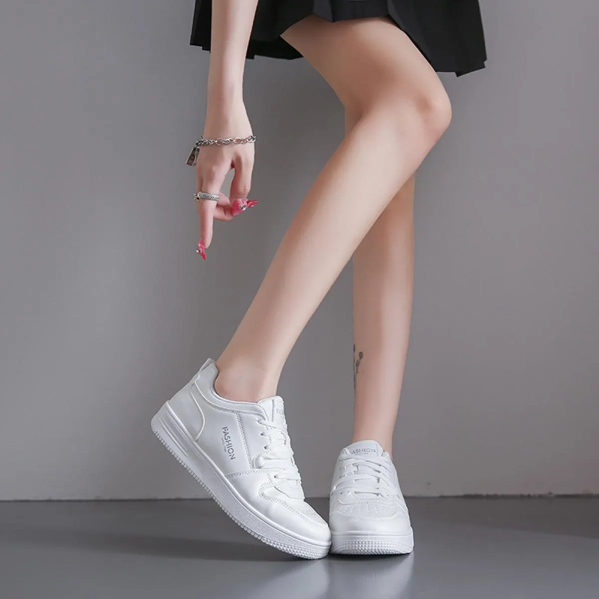 Sneakers da donna di moda nuove donne scarpe vulcanizzate stile college scarpe casual traspiranti con fondo spesso Zapatillas De